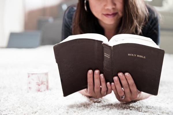 girl reading bible