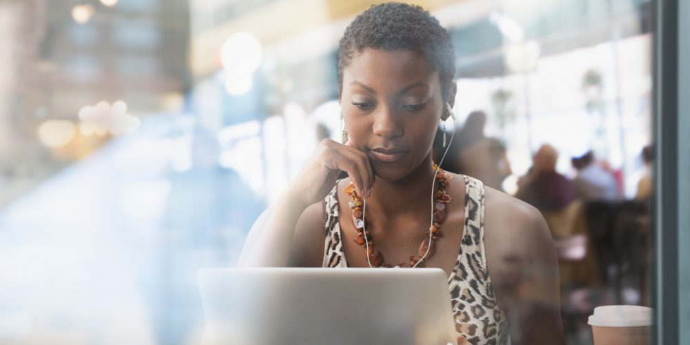 woman-on-laptop