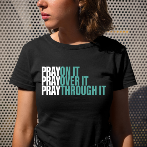 Daily Inspiration For Christian Women - The Praying Woman